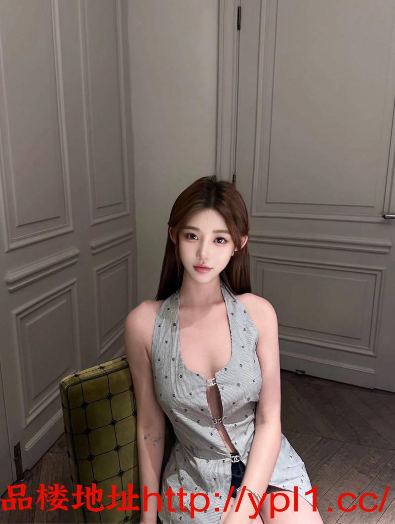 兼职的艺术生会夹会吸